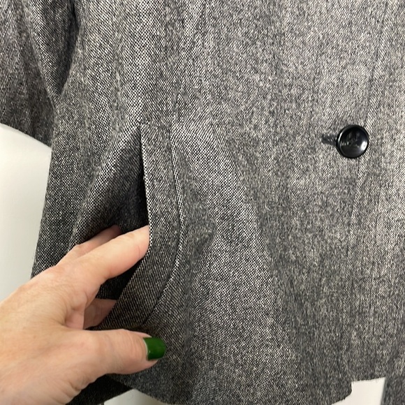 GAP || Collared Jacket with Belt and Pockets; Size M - Picture 13 of 16